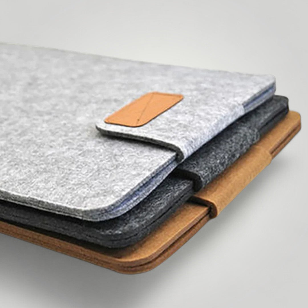 Pochette Ordinateur en Cuir pour Femme Chic | 15 pouces